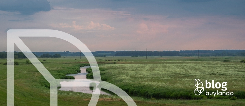 Działka z naturalnym ciekiem wodnym - co wolno, a czego absolutnie nie?