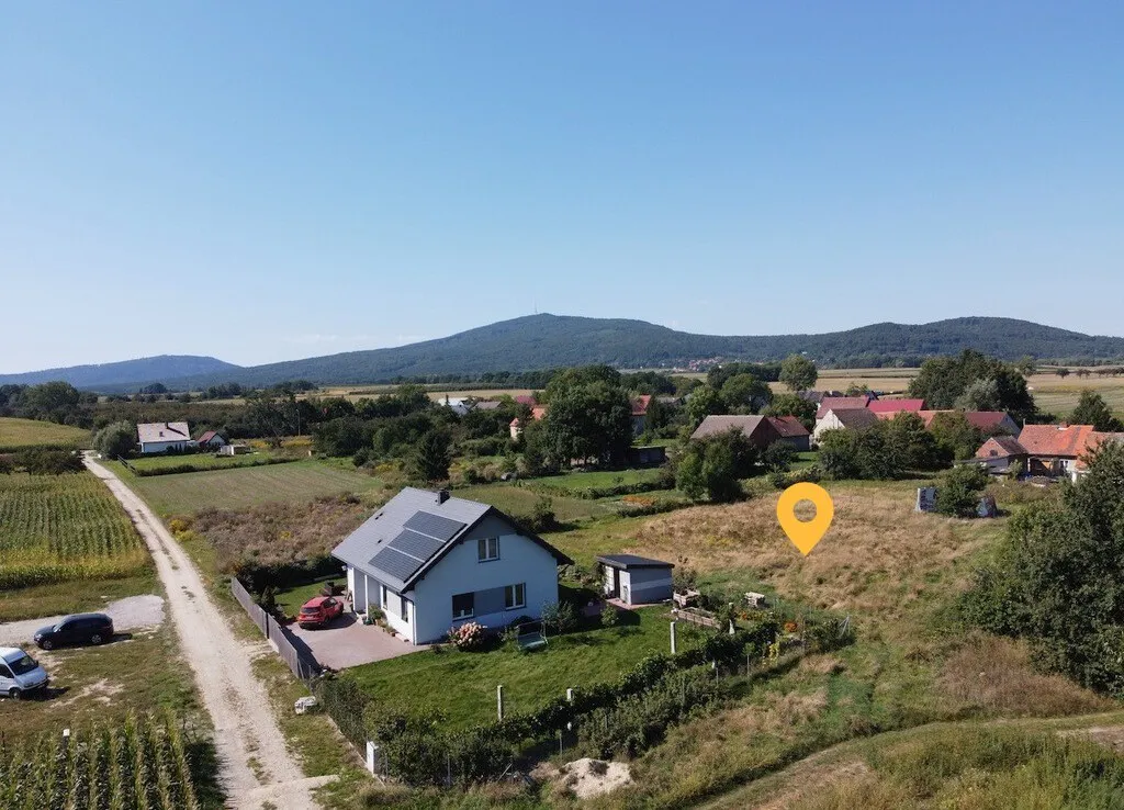 Działka budowlana z mediami Przezdrowice